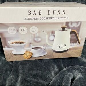 Rae Dunn electric kettle